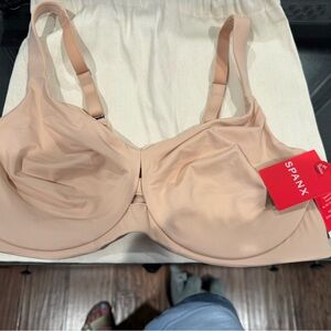 Spanx low profile minimizer 36 D brand new with tags